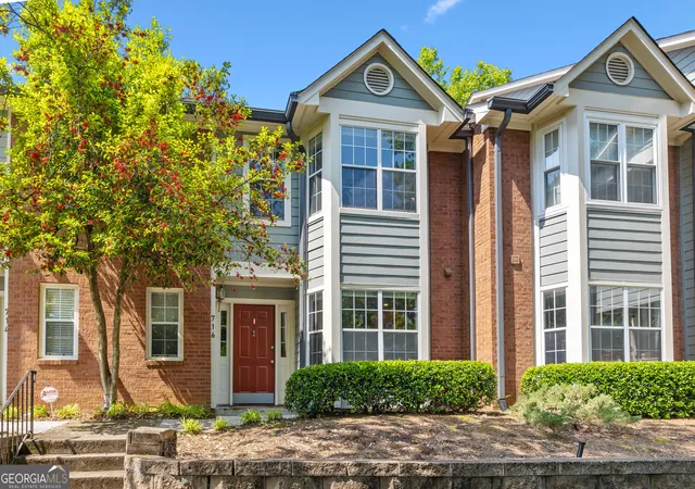 Photo 2 of Townhouse for sale at 716 Mcgill Pl Ne, Atlanta, GA 30312 | MLS# 10830707 | Listing updated on 2026-09-04