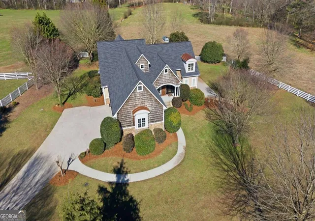 3rd image of 220 Mckenzie Bridge Rd, Carrollton, GA 30116 | MLS# 10765023