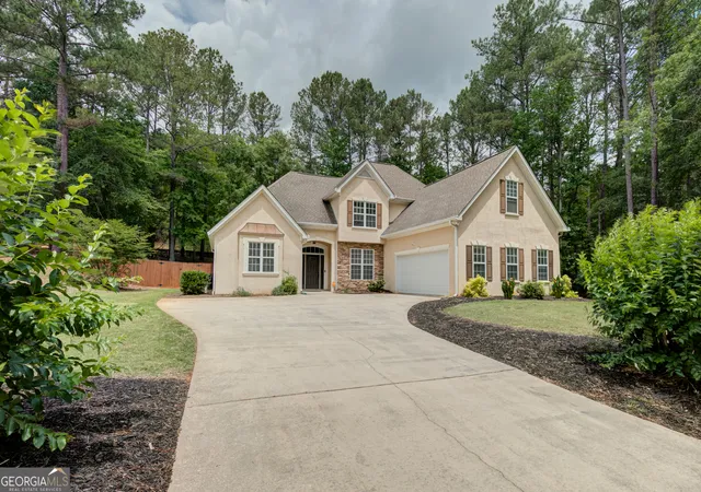 Photo 2 of Single family home for sale at 110 Rockglen Ct, Fayetteville, GA 30215 | MLS# 10800798 | Listing updated on 2026-09-14