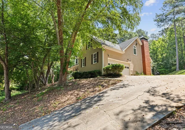 Photo 3 of Single family home for sale at 4162 Riverdale Dr, Snellville, GA 30039 | MLS# 10790238 | Listing updated on 2026-09-02