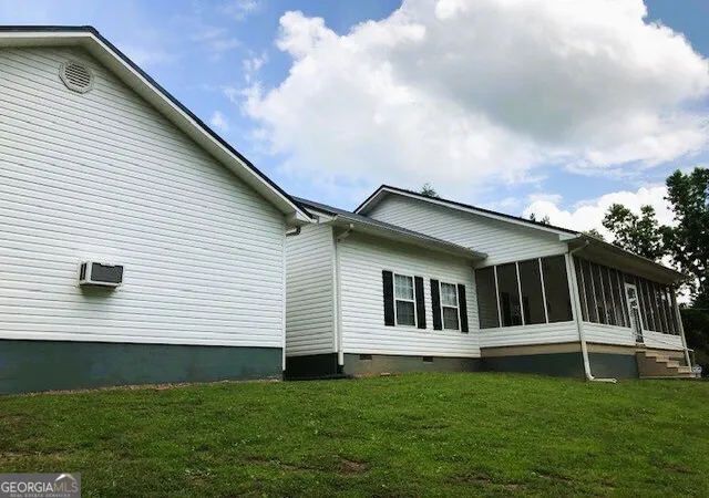 Photo 1 of Single family home for sale at 960 Mcentyre Loop Se, Calhoun, GA 30701 | MLS# 10787575 | Listing updated on 2026-09-15