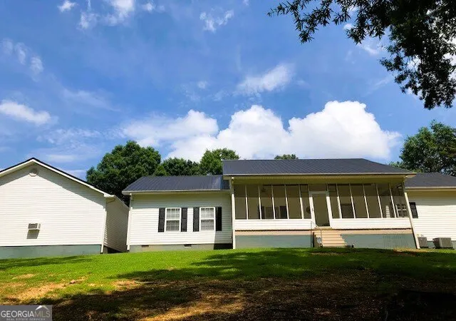 Photo 3 of Single family home for sale at 960 Mcentyre Loop SE, Calhoun, GA 30701 | MLS# 10787575 | Listing updated on 2026-09-15