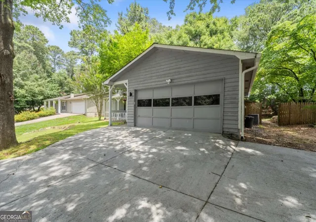 Photo 3 of Single family home for sale at 745 Waterbrook Ter, Roswell, GA 30076 | MLS# 10793419 | Listing updated on 2026-08-28