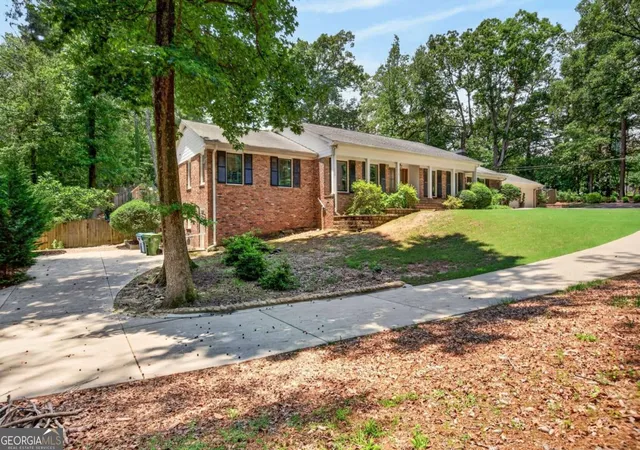 4th image of 2085 Mount Paran Rd Nw, Atlanta, GA 30327 | MLS# 10784191