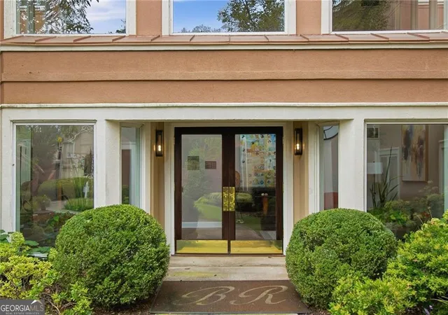 2nd image of 5350 Brooke Ridge Dr, Atlanta, GA 30338 | MLS# 10815748