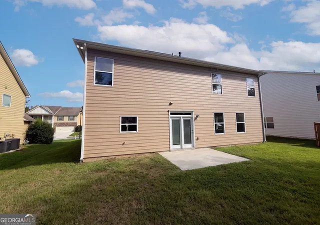 Photo 4 of Single family home for sale at 7328 Toccoa Cir, Union City, GA 30291 | MLS# 10823145 | Listing updated on 2026-10-08