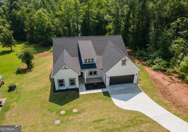 Single family home for sale at 186 Connally Pl, Griffin, GA 30223 | MLS# 10798711