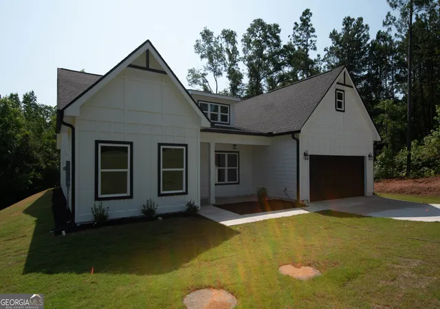 Photo 3 of Single family home for sale at 186 Connally Pl, Griffin, GA 30223 | MLS# 10798711 | Listing updated on 2026-09-21