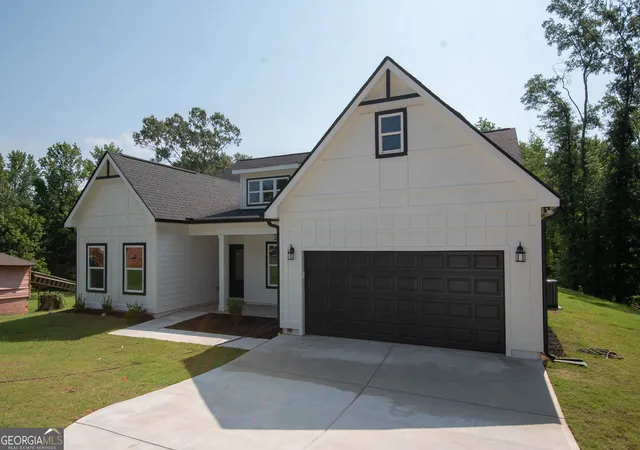 Photo 3 of Single family home for sale at 186 Connally Pl, Griffin, GA 30223 | MLS# 10798711 | Listing updated on 2026-09-21
