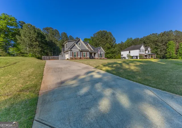 Homes for sale in Williamson, GA | 1037 Ashley Glen Dr, Williamson, GA 30292 | MLS# 10675143