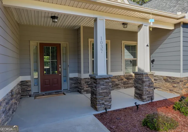 Homes for sale in Williamson, GA | 1037 Ashley Glen Dr, Williamson, GA 30292 | MLS# 10675143
