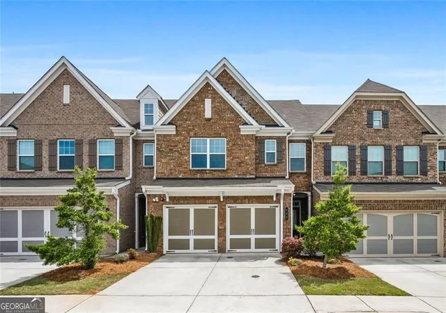 Photo 1 of Sale Pending at 525 Coral St, Marietta, GA 30064 | MLS# 10817985 | Listing updated on 2026-08-10