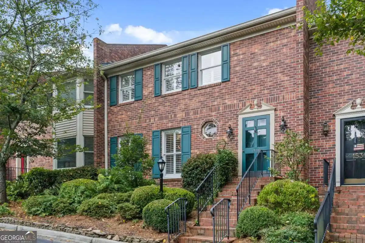 Townhouse for sale at 1534 September Chase, Decatur, GA 30033 | MLS# 10821498