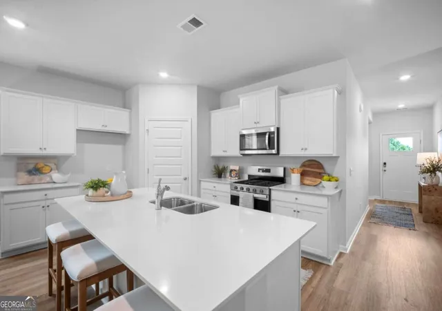 2nd image of 323 Royal Fern Ln, Statesboro, GA 30458 | MLS# 10823370