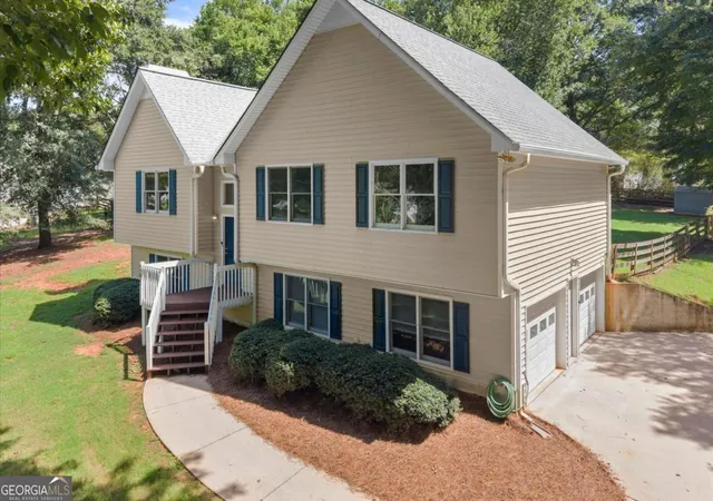 Photo 1 of Single family home for sale at 265 Sycamore Dr, Canton, GA 30115 | MLS# 10826563 | Listing updated on 2026-08-28