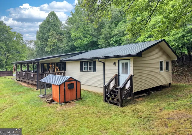 Photo 3 of Single family home for sale at 881 Aska Rd, Blue Ridge, GA 30513 | MLS# 10804868 | Listing updated on 2026-09-15
