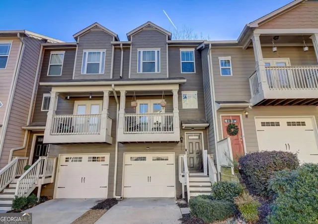 Photo 2 of Townhouse for sale at 1753 Liberty Pkwy Nw, Atlanta, GA 30318 | MLS# 10728962 | Listing updated on 2026-04-24