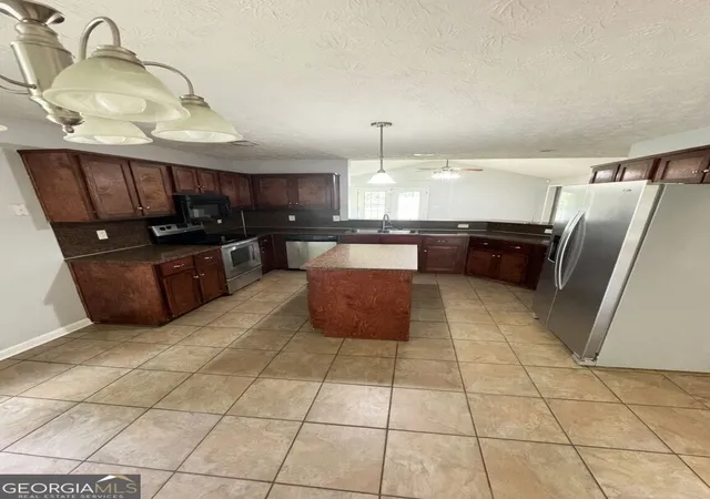 5th image of 526 Vista Dr, Columbus, GA 31907 | MLS# 10822332