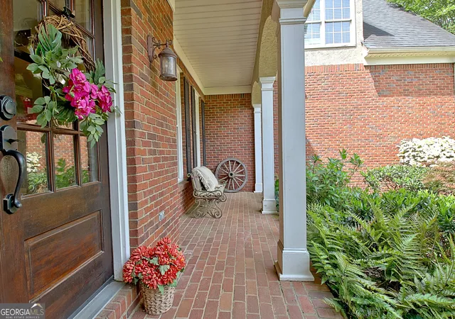 Photo 3 of Sale Pending at 102 Passage Pt, Peachtree City, GA 30269 | MLS# 10609135 | Listing updated on 2025-09-27