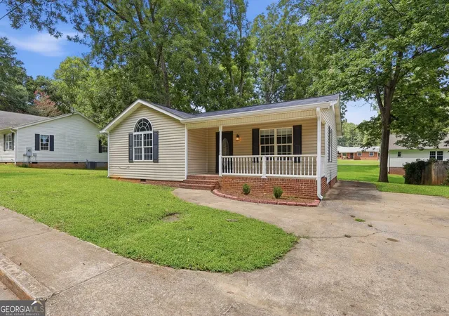 2nd image of 100 Depot St, Buchanan, GA 30113 | MLS# 10829577