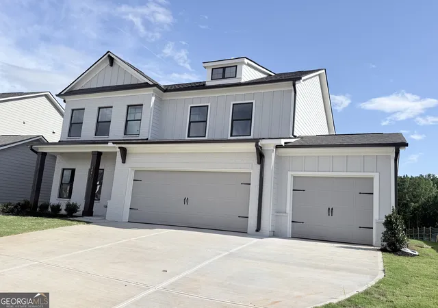 Photo 2 of Single family home for sale at 5291 Baymont Dr, Gainesville, GA 30507 | MLS# 10807580 | Listing updated on 2026-09-21
