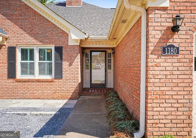 Photo 4 of Single family home for sale at 1180 Oakpark Dr, Mcdonough, GA 30253 | MLS# 10733991 | Listing updated on 2026-08-20