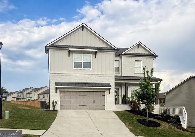 Photo 2 of Single family home for sale at 4615 Silver Oak Dr Sw, Gainesville, GA 30504 | MLS# 10768813 | Listing updated on 2026-07-18