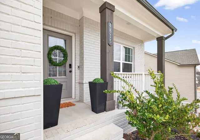 Photo 3 of Single family home for sale at 4615 Silver Oak Dr Sw, Gainesville, GA 30504 | MLS# 10768813 | Listing updated on 2026-07-18