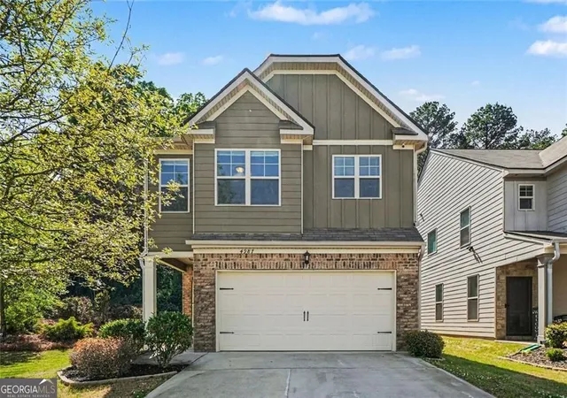 Photo 1 of Single family home for sale at 4987 Rapahoe Trl, Atlanta, GA 30349 | MLS# 10809805 | Listing updated on 2026-08-12