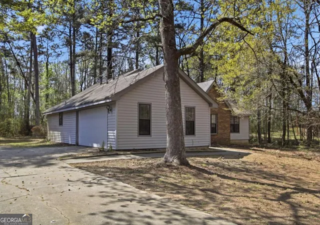 Photo 2 of Sale Pending at 1717 Pinto Trl, Jonesboro, GA 30236 | MLS# 10718904 | Listing updated on 2026-09-14