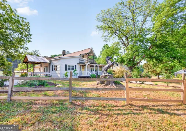 Photo 4 of Single family home for sale at 1380 Dunlap Rd, Winterville, GA 30683 | MLS# 10817347 | Listing updated on 2026-09-15