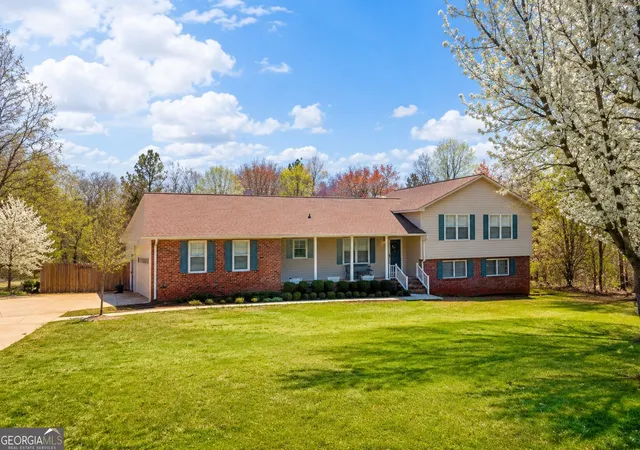 Photo 1 of Single family home for sale at 80 Riverbend Cir, Royston, GA 30662 | MLS# 10710789 | Listing updated on 2026-09-02