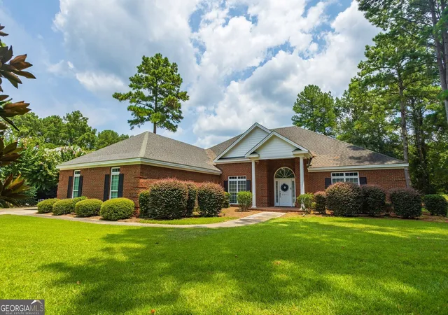 Photo 1 of Single family home for sale at 4882 Summit Ridge Rd, Valdosta, GA 31602 | MLS# 10818120 | Listing updated on 2026-09-02