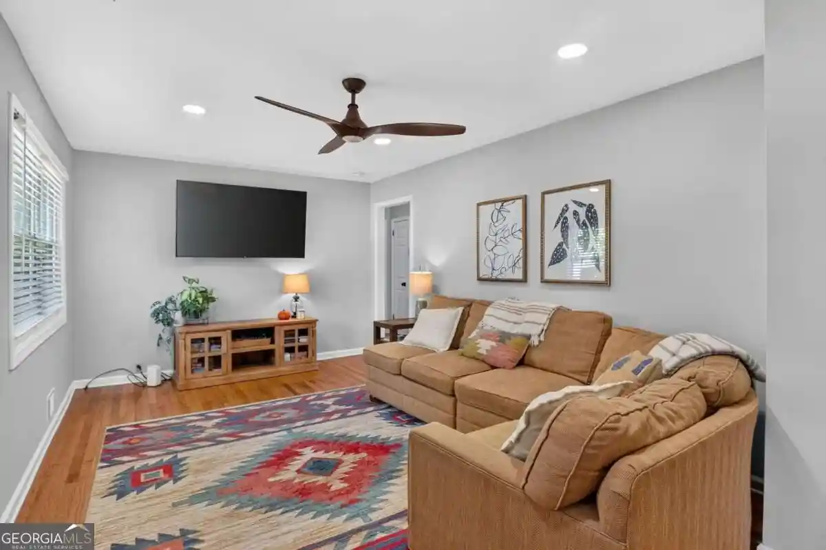 Photo 3 of Single family home for sale at 711 Stewart Cir NW, Marietta, GA 30064 | MLS# 10881279 | Listing updated on 2026-10-29
