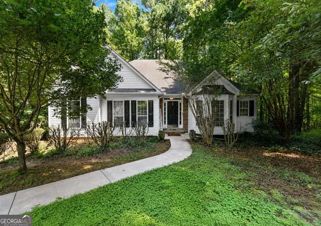 Single family home for sale at 6270 Santa Fe Trl, Cumming, GA 30028 | MLS# 10831277