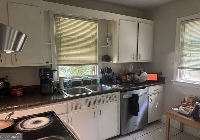 Photo 2 of Single family home for sale at 2680 Vineville Ave, Macon, GA 31204 | MLS# 10822992 | Listing updated on 2026-08-24