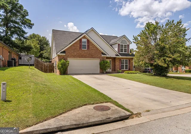 Photo 3 of Single family home for sale at 3919 Nantucket Cir, Grovetown, GA 30813 | MLS# 10831169 | Listing updated on 2026-09-05