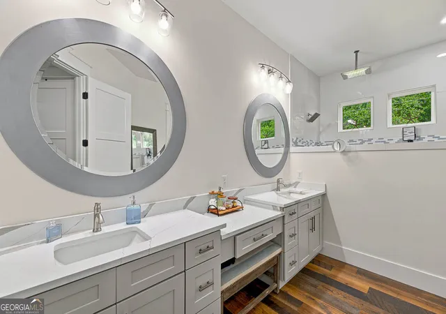 Photo 3 of Single family home for sale at 100 Virginia, St. Simons, GA 31522 | MLS# 10809212 | Listing updated on 2026-08-31