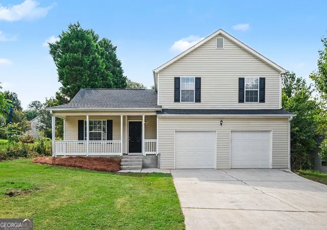 Photo 1 of Sale Pending at 7471 Chads Cir, Jonesboro, GA 30236 | MLS# 10835565 | Listing updated on 2026-09-09