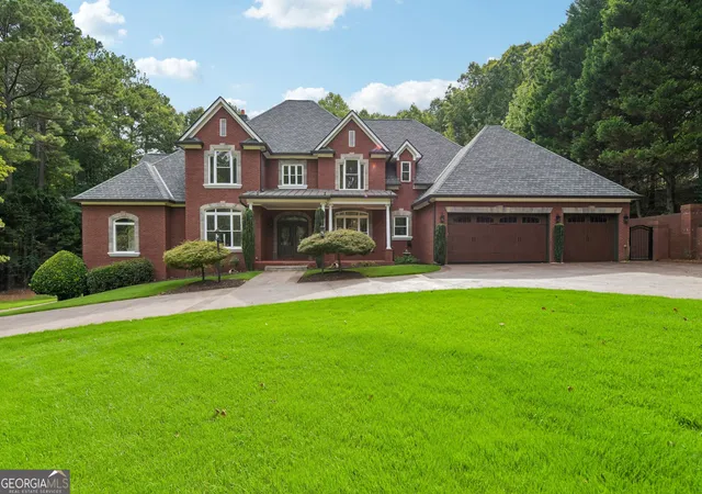 1st image of 2431 Rabbit Farm Cir, Loganville, GA 30052 | MLS# 10832439