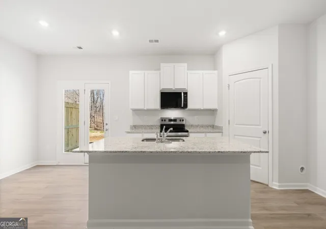 4th image of 3031 Ryker Rd, Gainesville, GA 30507 | MLS# 10770185
