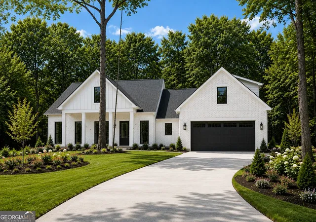 Photo 1 of Sale Pending at 1376 Cambridge Dr, Perry, GA 31069 | MLS# 10824296 | Listing updated on 2026-08-20