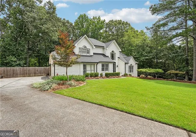2nd image of 5170 Forest Run Tr, Johns Creek, GA 30022 | MLS# 10805870