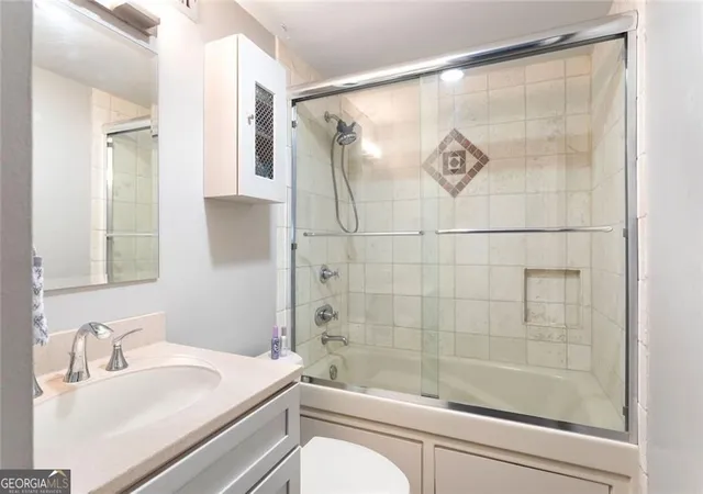 2nd image of 620 Peachtree St Ne, Atlanta, GA 30308