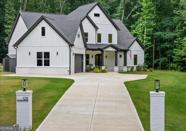 Photo 2 of Single family home for sale at 126 Elmwood Rd, Hoschton, GA 30548 | MLS# 10773770 | Listing updated on 2026-08-06