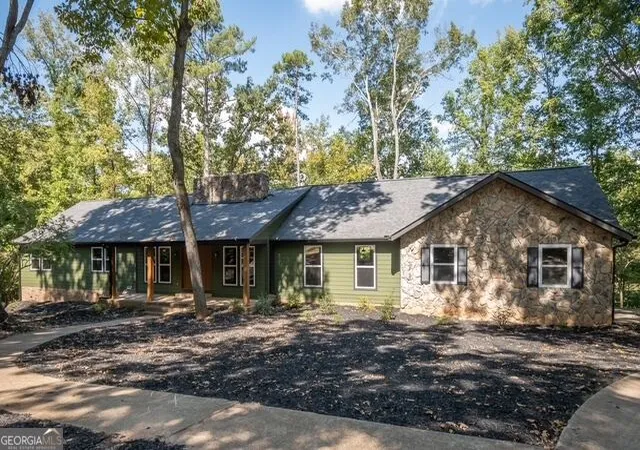 Photo 1 of Single family home for sale at 160 Lake Forest Dr, Athens, GA 30607 | MLS# 10856192 | Listing updated on 2026-10-30