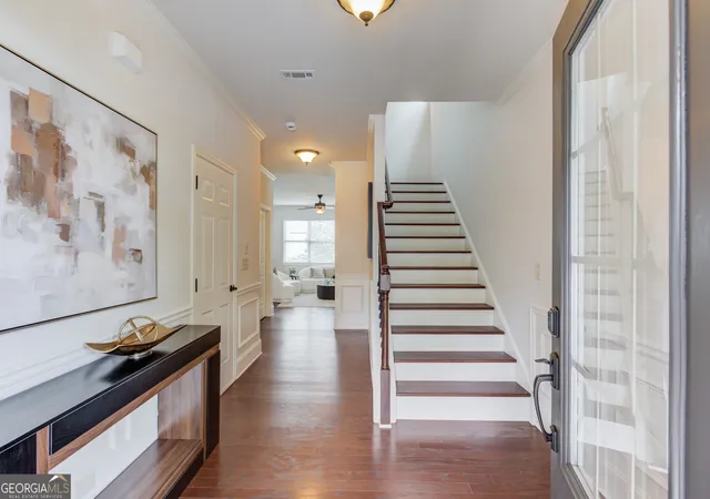 Photo 3 of Single family home for sale at 6907 Trailing Ivy Way, Flowery Branch, GA 30542 | MLS# 10802615 | Listing updated on 2026-09-06