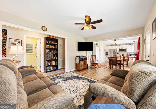 Photo 3 of Sale Pending at 473 Ty Cobb St, Royston, GA 30662 | MLS# 10824226 | Listing updated on 2026-09-19