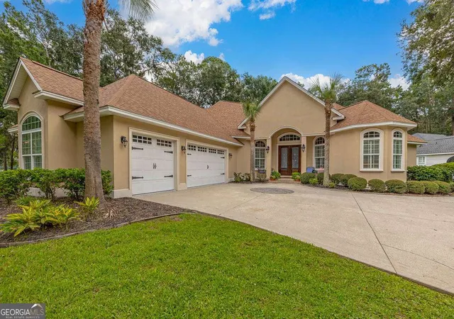 Photo 2 of Single family home for sale at 180 Rice Ml, Saint Simons Island, GA 31522 | MLS# 10721752 | Listing updated on 2026-07-23
