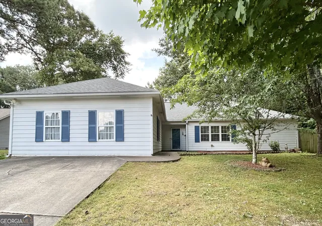 image of 733 Fallowfield Dr, Loganville, GA 30052 | MLS# 10785714